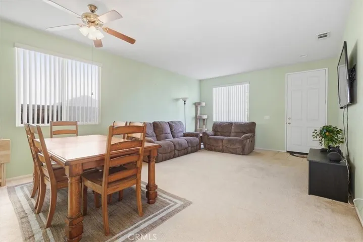 12921 Newport, Hesperia, California 92344 — photo 4