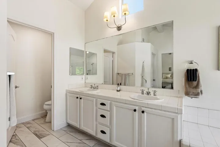 Master Bath/Spa