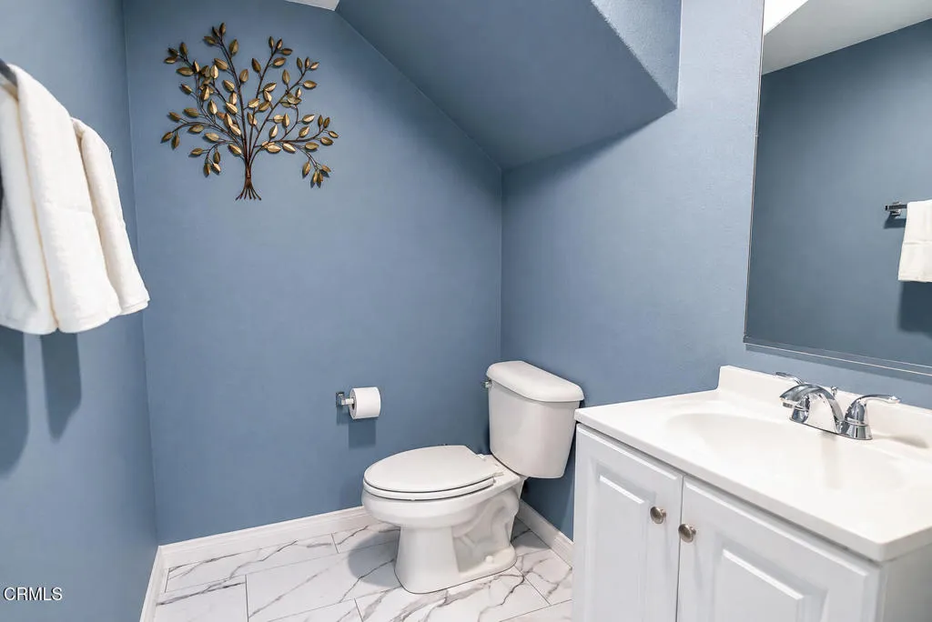 Powder room Powder room