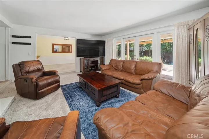 25065 Highspring Avenue, Newhall, California 91321 — photo 5