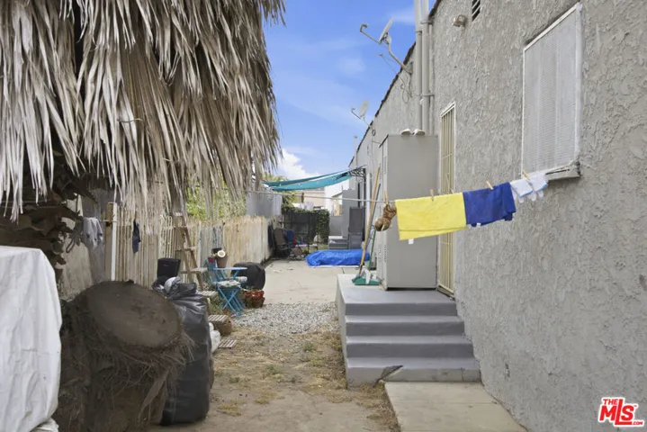 10714 S Broadway, Los Angeles, California 90061 — photo 4