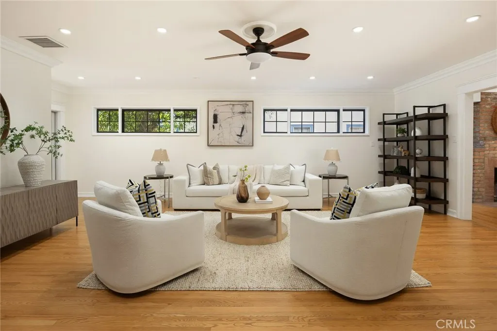 gallery-image 4