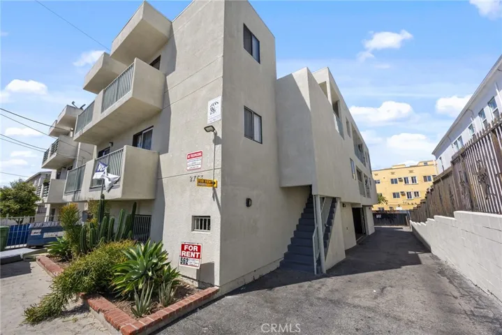 2763 San Marino, Los Angeles, California 90006 — photo 4