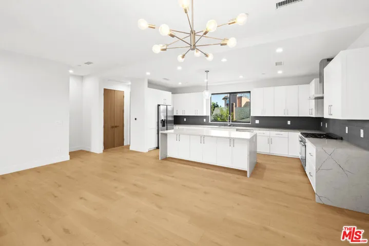 8902 Sawyer Street, Los Angeles, California 90035 — photo 5