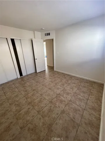 250 Elk, Hemet, California 92543 — photo 4