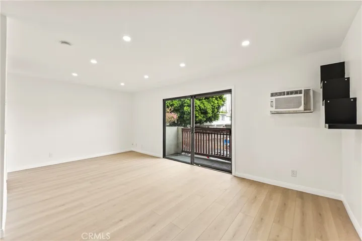 20234 Cantara Street 224, Winnetka, California 91306 — photo 4