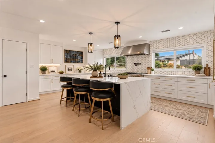 5931 Maury Avenue, Woodland Hills, California 91367 — photo 5