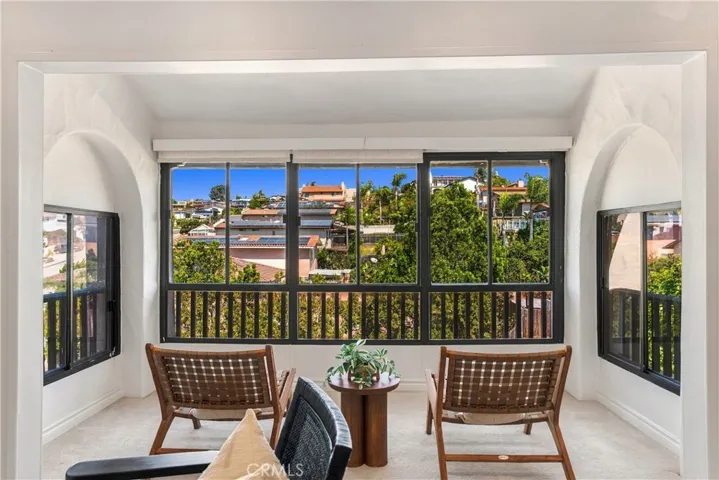 2530 Clairemont Drive 301, San Diego, California 92117 — photo 5