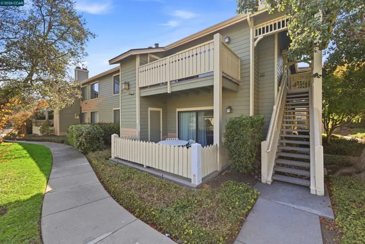 228 Lakeshore Court, Richmond, California 94804 — photo 4