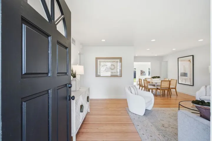10582 Lonna Lane, Cupertino, California 95014 — photo 4