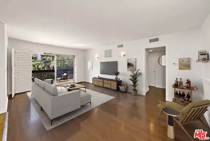 1734 N Fuller Avenue 201, Los Angeles, California 90046 — photo 4