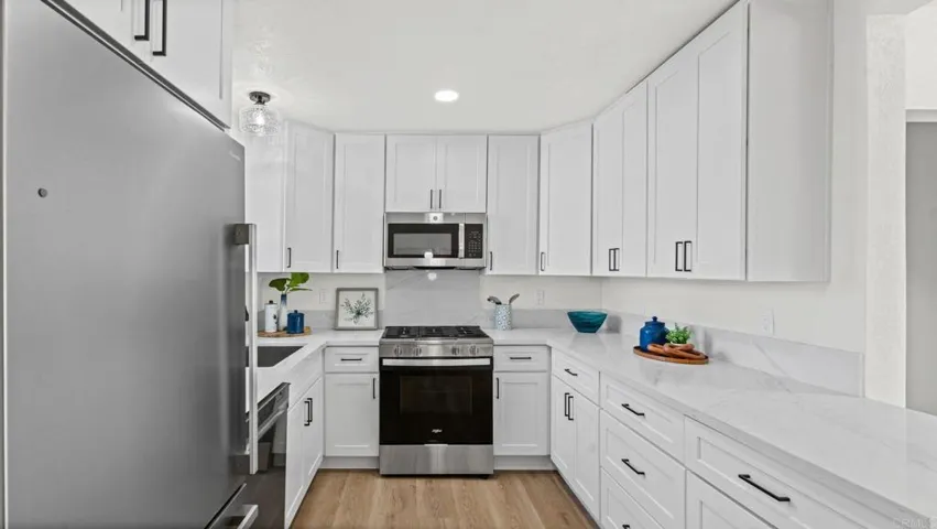 333 S Euclid Avenue, San Diego, California 92114 — photo 5