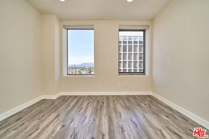 3810 Wilshire Boulevard 1001, Los Angeles, California 90010 — photo 4