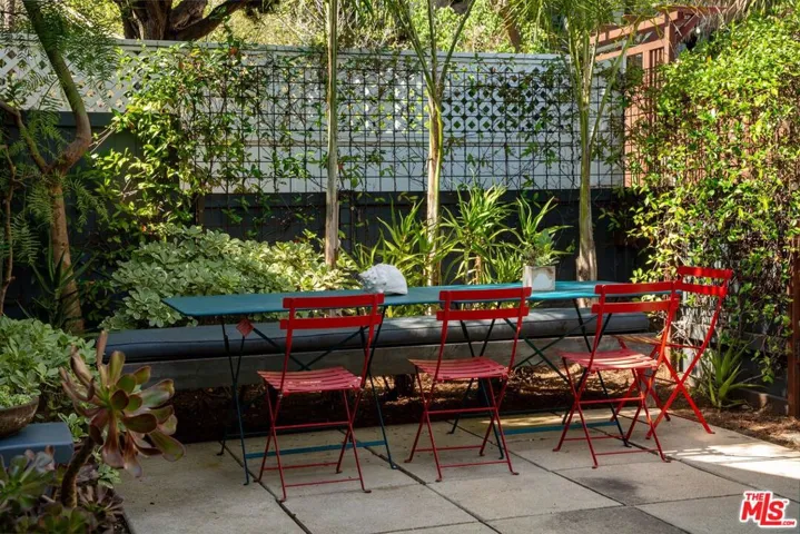 128 Park Place, Los Angeles, California 90291 — photo 4