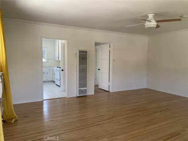 1104 Graynold Avenue, Glendale, California 91202 — photo 4