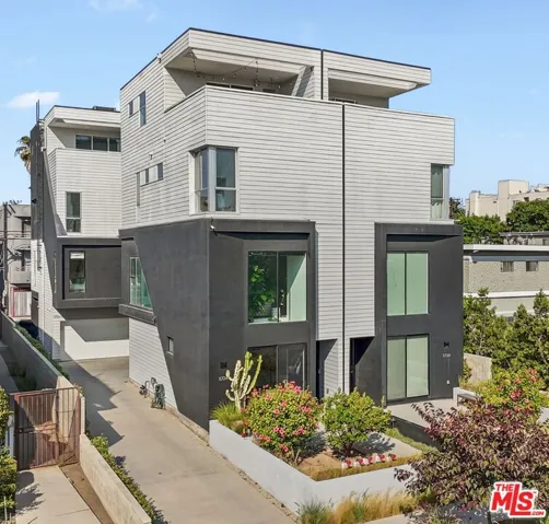3724 Vinton Avenue 1/2, Los Angeles, California 90034 — photo 4