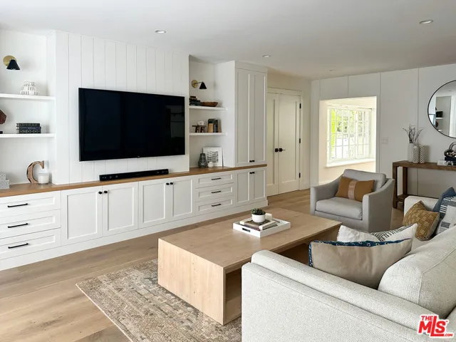 13620 Romany Drive, Pacific Palisades, California 90272 — photo 5