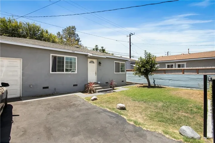330 E Market Street, Long Beach, California 90805 — photo 5