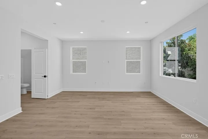 1021 E. Overlook Drive ~ Ready Now