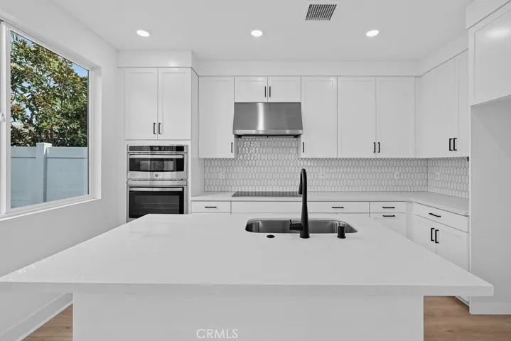 1021 E. Overlook Drive ~ Ready Now