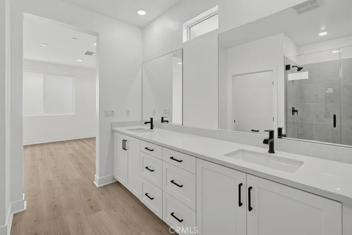 1021 E. Overlook Drive ~ Ready Now