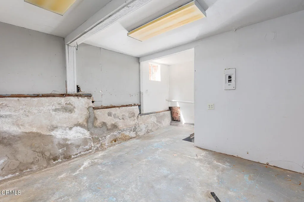 1341 Cambridge Dr 011-mls