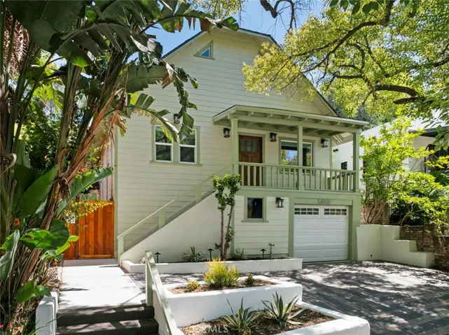 5850 Burwood Ave, Los Angeles, California 90042 — photo 4