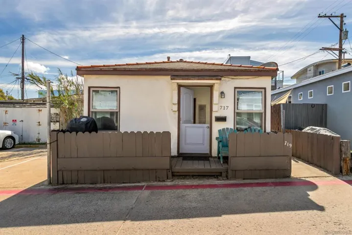 717 19 San Jose Pl, San Diego, California 92109 — photo 5