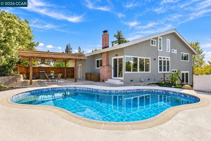 15 Citadel Ct, Pleasant Hill, California 94523 — photo 5