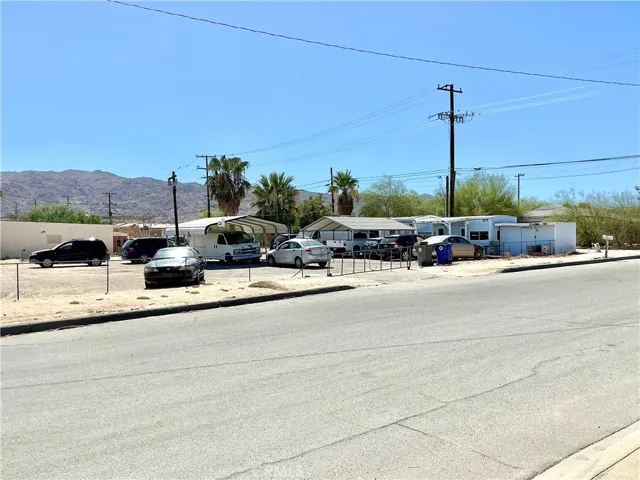 5972 Adobe Rd., 29 Palms, California 92277 — photo 4