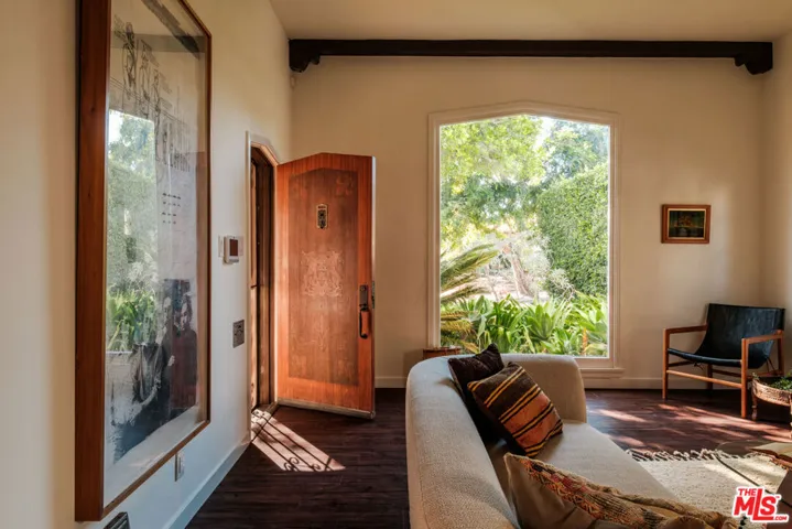 1338 S Sierra Bonita Avenue, Los Angeles, California 90019 — photo 4