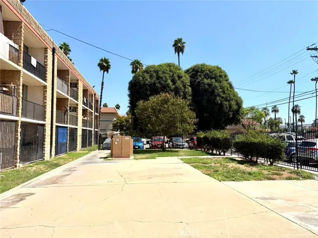 1970 7th, Riverside, California 92507 — photo 4