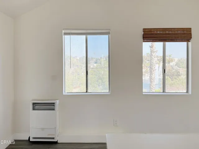 1827 Santa Ynez Street F, Los Angeles, California 90026 — photo 4