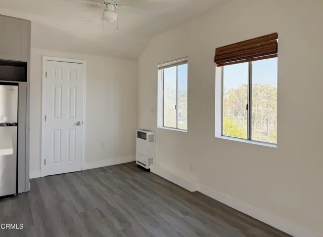 1827 Santa Ynez Street F, Los Angeles, California 90026 — photo 5