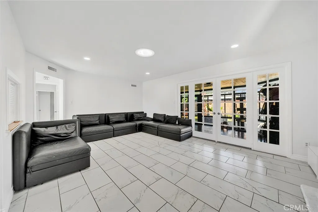 gallery-image 5