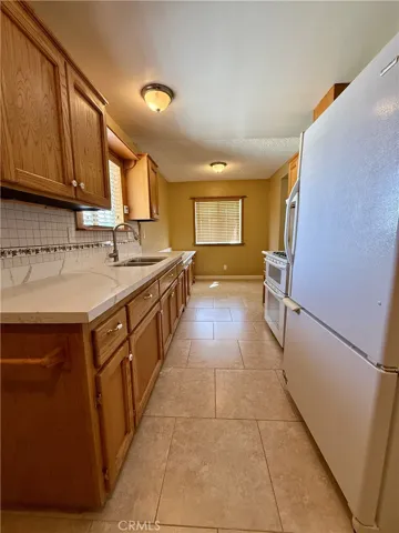 2364 San Padre Avenue, Hemet, California 92545 — photo 4