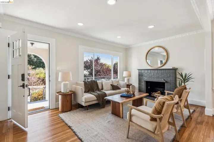 5215 Fleming Ave, Oakland, California 94619 — photo 4