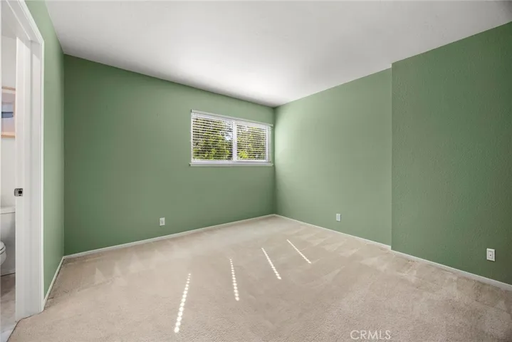 Bedroom 3 unstaged