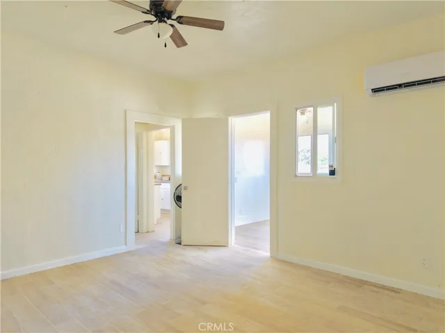 129 E G, Colton, California 92324 — photo 4