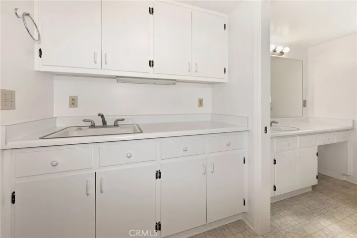 Laundry Room So Much Storage