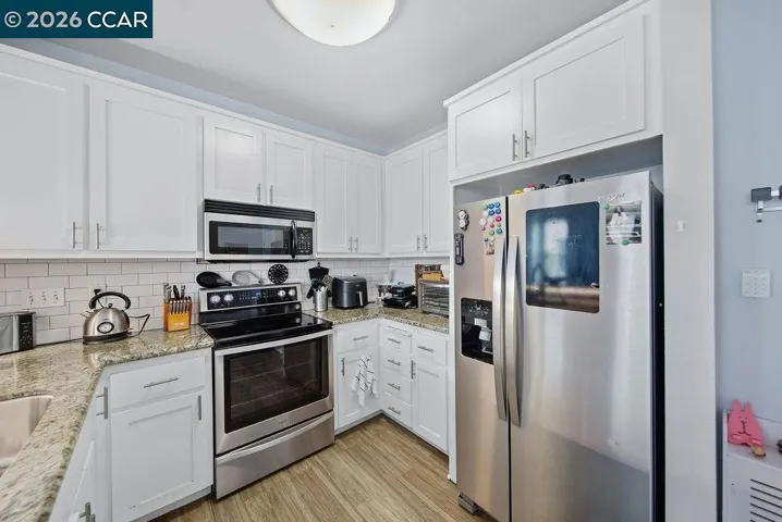 655 12th St 219, Oakland, California 94607 — photo 4