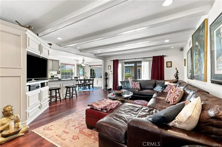 1221 N Lima Street, Burbank, California 91505 — photo 4