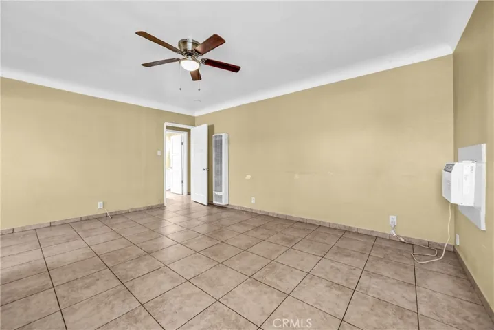 2512 Ohio, South Gate, California 90280 — photo 5