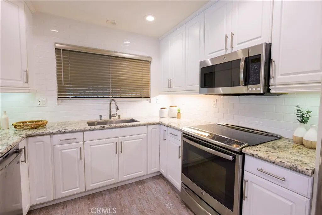 Lots of Cabinet Space