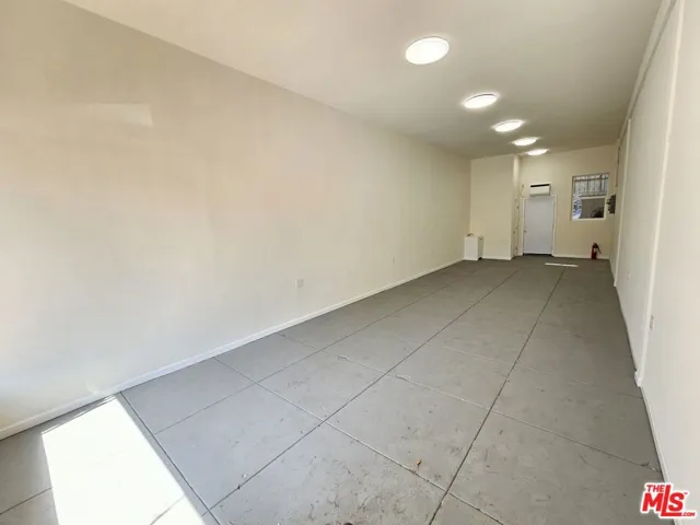 5867 Melrose Avenue 5867, Los Angeles, California 90038 — photo 4