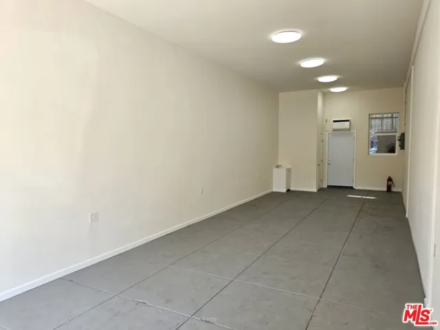 5867 Melrose Avenue 5867, Los Angeles, California 90038 — photo 5