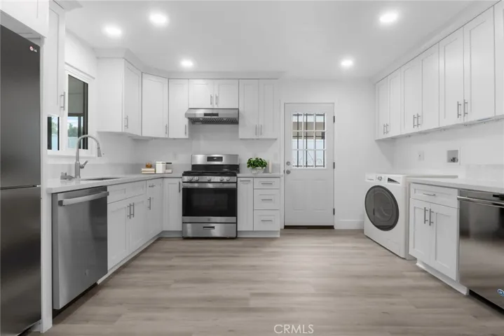 2041 S Pacific, Santa Ana, California 92704 — photo 5
