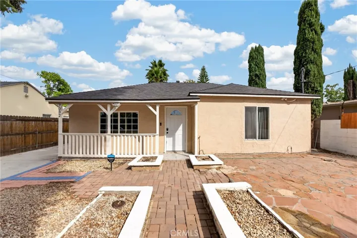 7032 Crebs Avenue, Reseda, California 91335 — photo 5