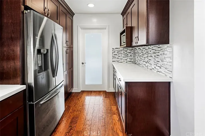 23000 Haynes, West Hills, California 91307 — photo 4
