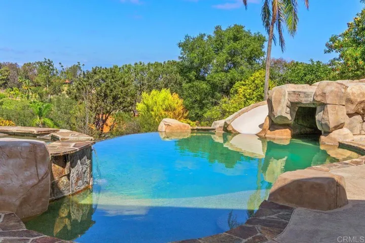 Infinity Pool